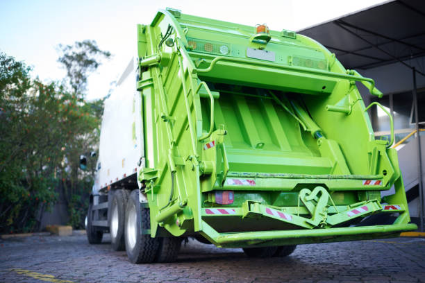 Best Commercial Cleanout Services  in Chittenango, NY
